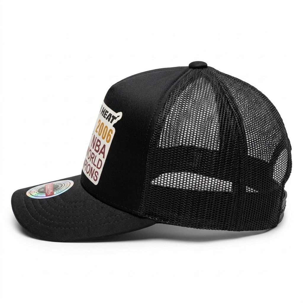 GORRA MITCHELL&NESS NBA CHAMPION TRUCKER MIAMI HEAT