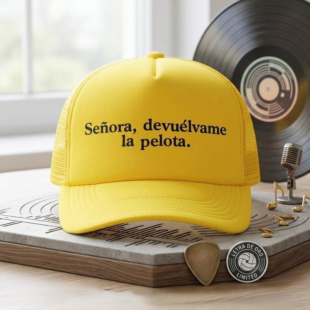 SEÑORA, DEVUÉLVAME LA PELOTA - YELLOW